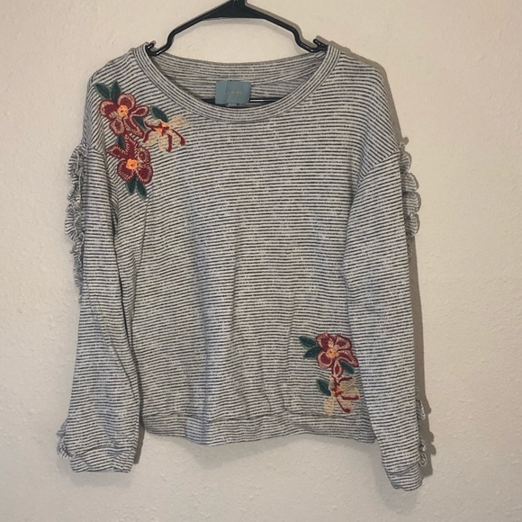 Skies Are Blue Tops - Skies are blue ruffle sleeve embroidered blouse